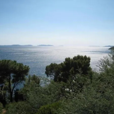 House Situation Exeptionnelle Hébergement de vacances Cavalaire-sur-Mer